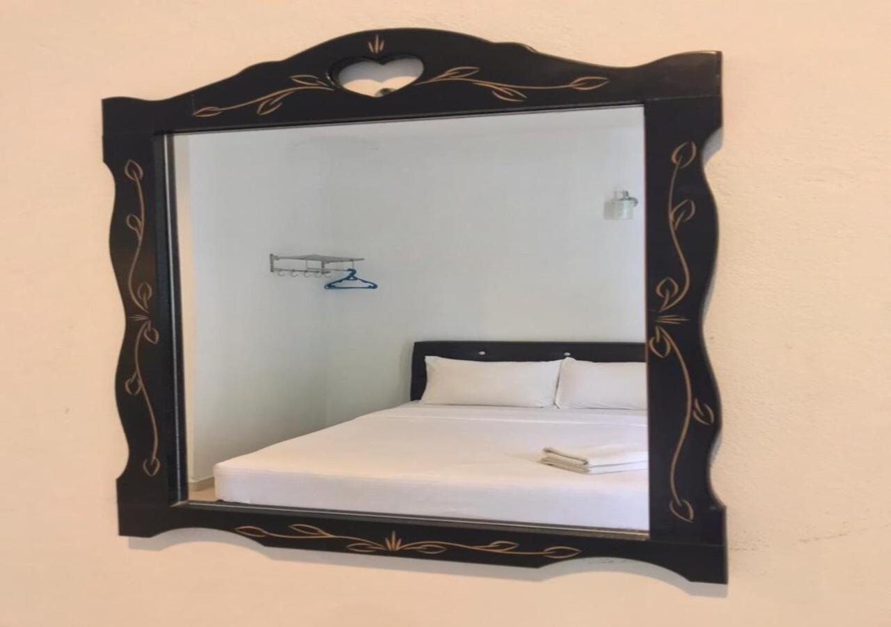 Alpha Motel Пантай-Сенанг Экстерьер фото