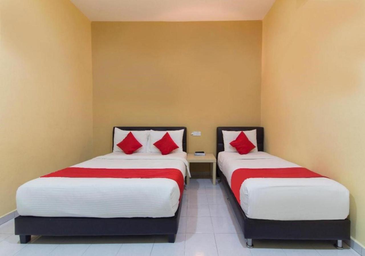 Alpha Motel Пантай-Сенанг Экстерьер фото