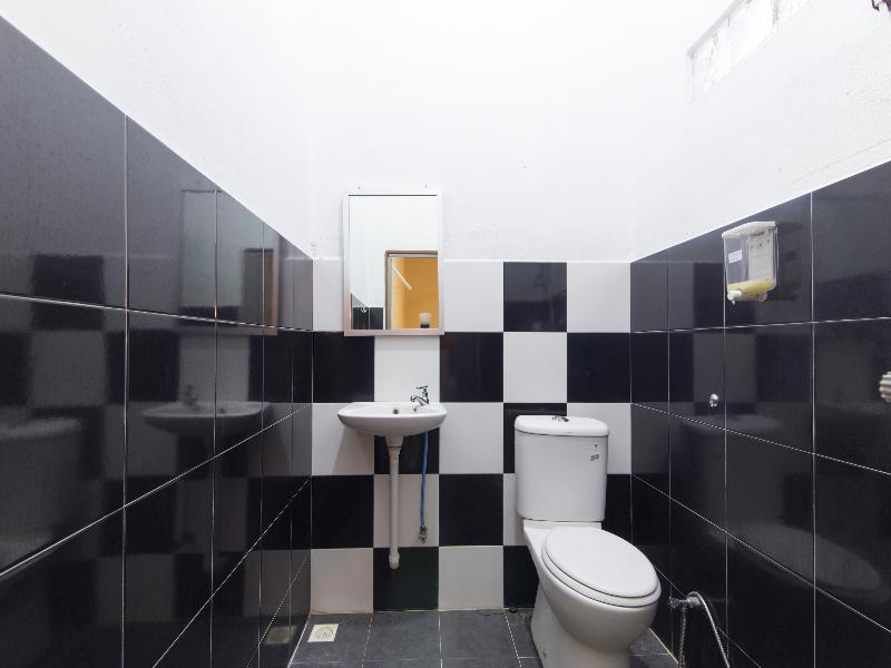 Alpha Motel Пантай-Сенанг Экстерьер фото